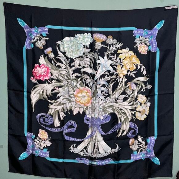 Hermes Silk Scarf Carré 90 Regina Her Majesty The Queen Black W/Box Rare - Picture 2 of 16